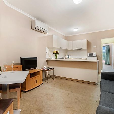 Punt Road Apartment Hotel Melbourne Esterno foto