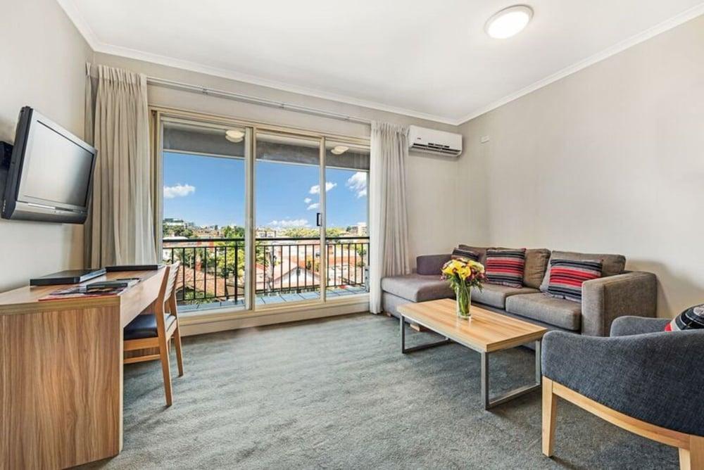 Punt Road Apartment Hotel Melbourne Esterno foto
