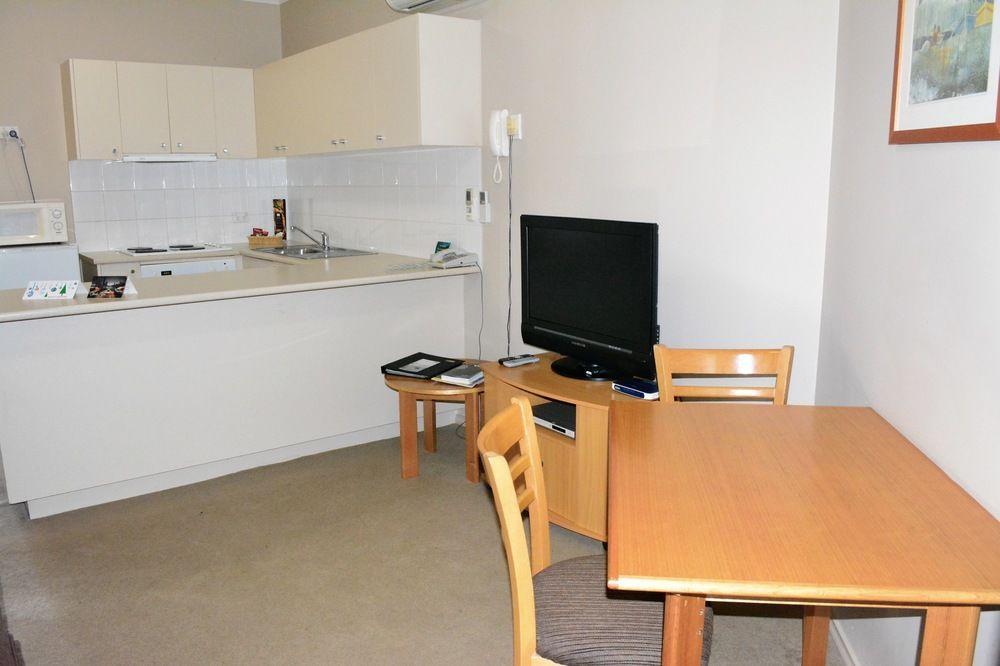 Punt Road Apartment Hotel Melbourne Esterno foto