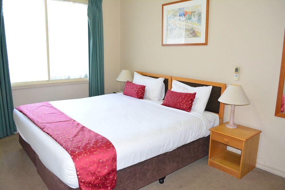 Punt Road Apartment Hotel Melbourne Esterno foto