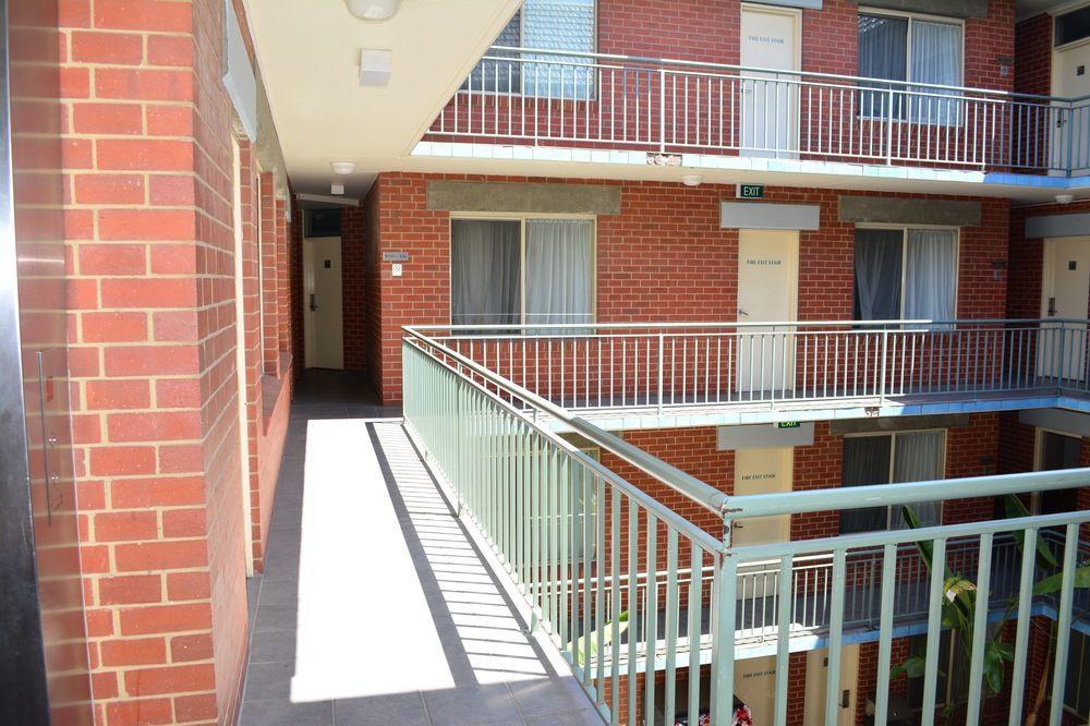 Punt Road Apartment Hotel Melbourne Esterno foto