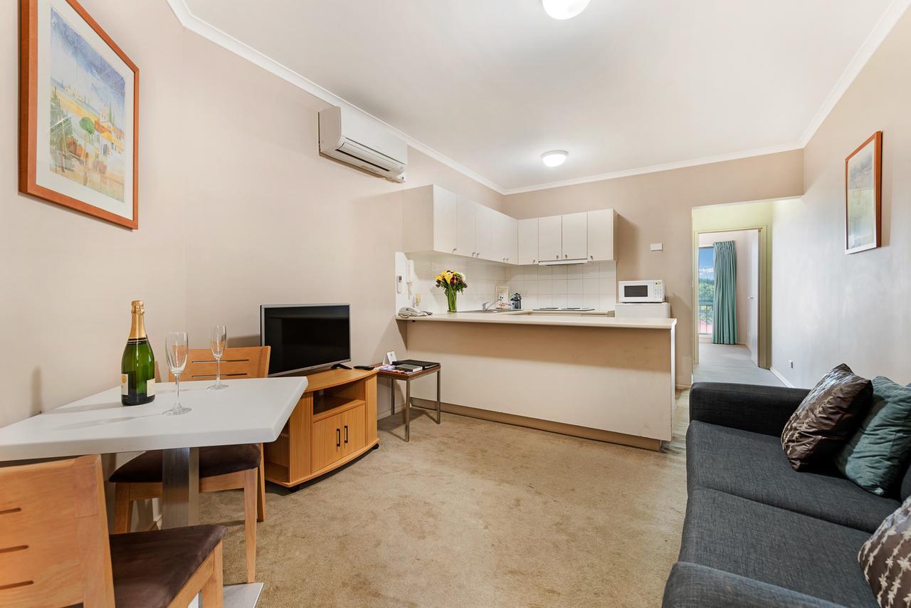 Punt Road Apartment Hotel Melbourne Esterno foto